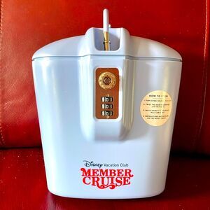 Safego Disney Vacation Club Member Cruise Exclusive Ultimate Portable Safe New